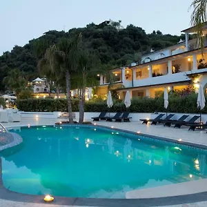 **** Hotel Mea - Aeolian Charme Italie
